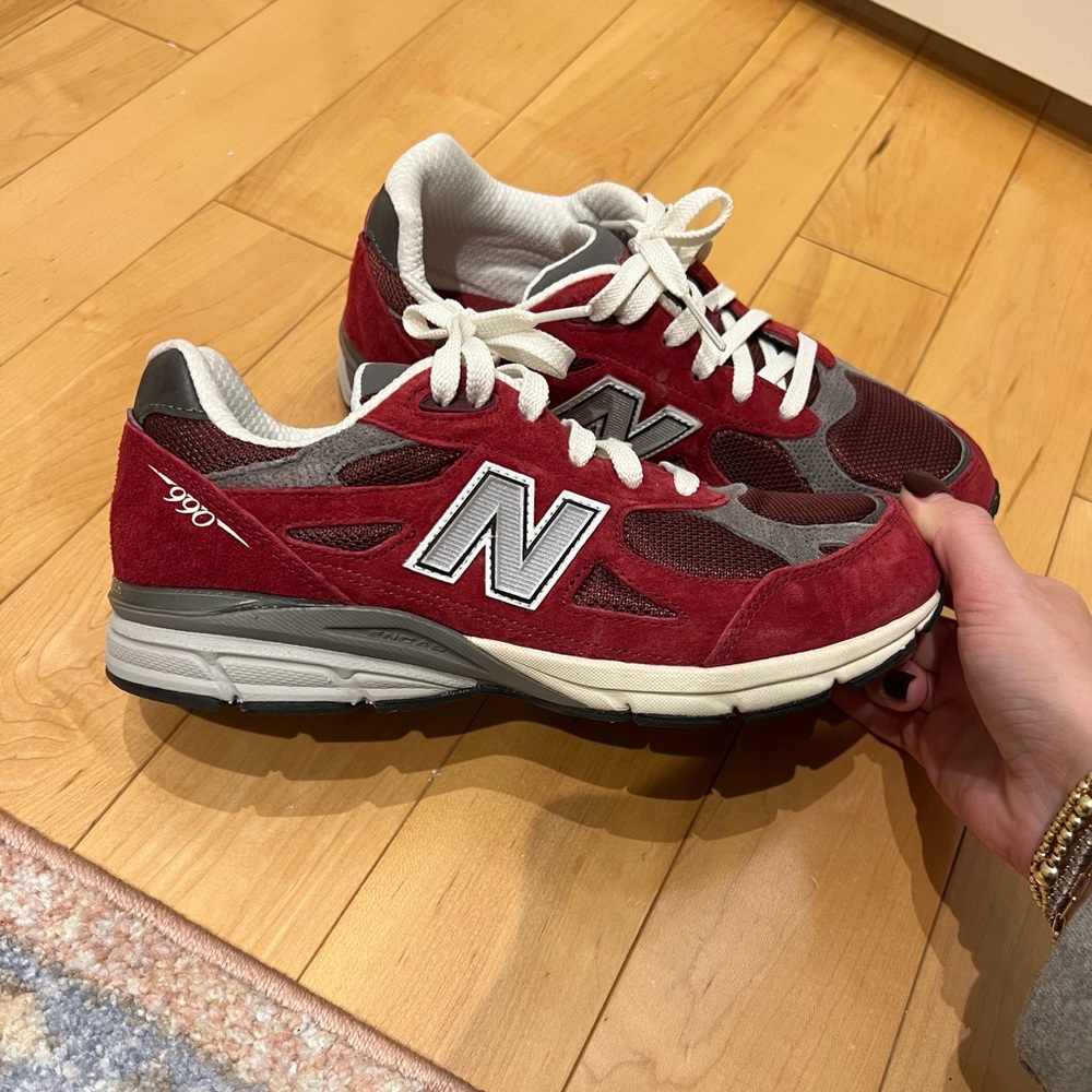 New Balance 990